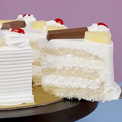 KitKat Pineapple Cake