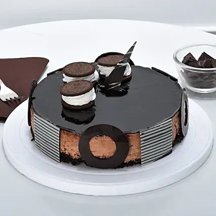 Chocolaty Oreo Cake