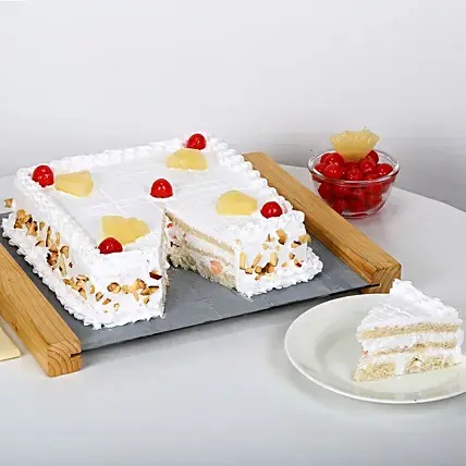 Special Vanilla Fruit Cake