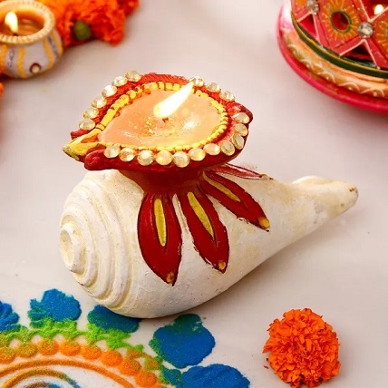 Beautiful Clay Diya With Shankh Shaped Stand
