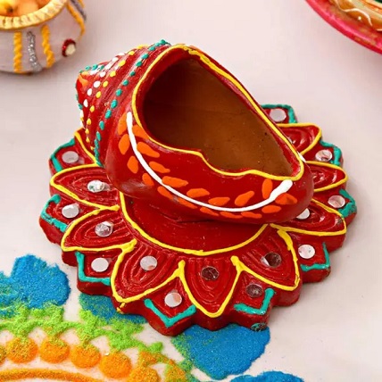 Colorful Handpainted Shankh Diya