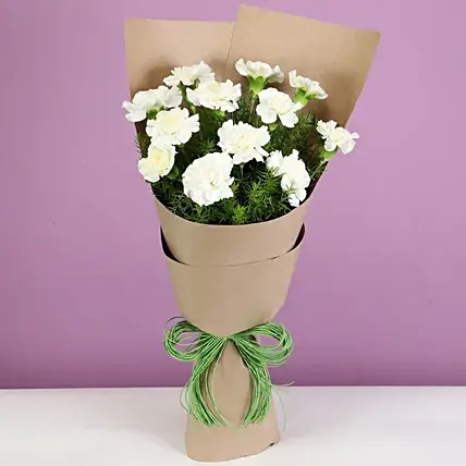 Beautifull 12 White Carnation