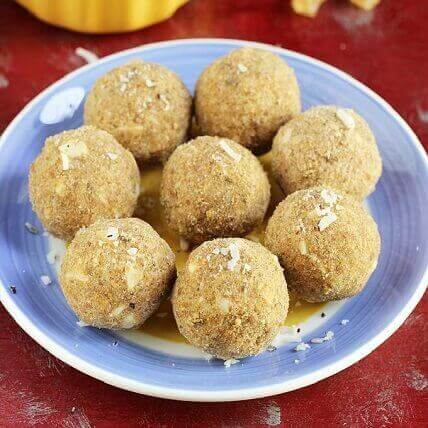 Gondh Laddu With Box