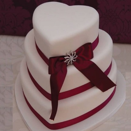 Heart Cake In 3 Tier
